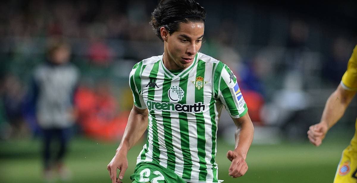 Diego Lainez estará inscrito por el Betis en la lista B de la UEFA