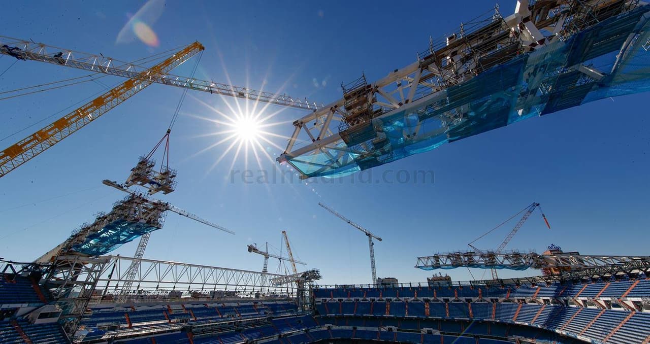 Las obras del Santiago Bernabéu continúan a marchas forzadas y ya se comienzan a completar estructuras importantes de la remodelación.