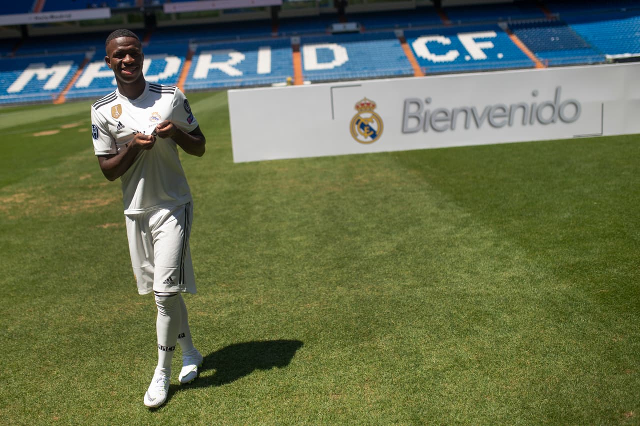 "Trataré de asimilar los aspectos tácticos lo más rápidamente posible. Sé que la adaptación no va a ser fácil pero estoy listo para hacer todo lo necesario", dijo Vinicius.