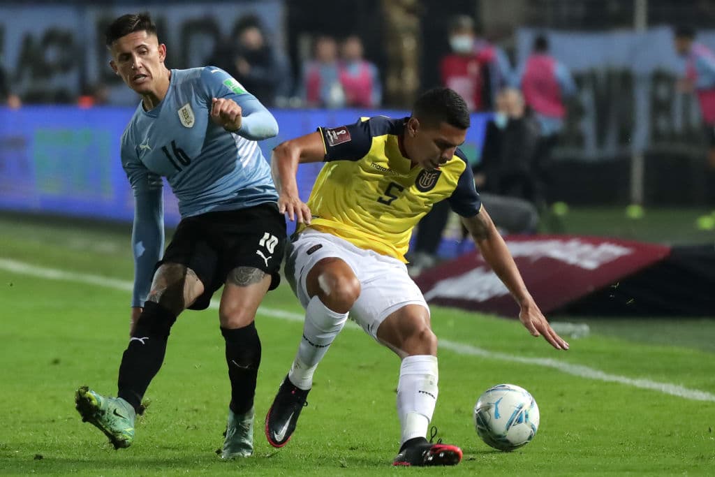Gastó Pereiro fue el encargado de darle los puntos a los uruguayos con un gol al miuto 90+2 y vencen 1-0 a Ecuador.