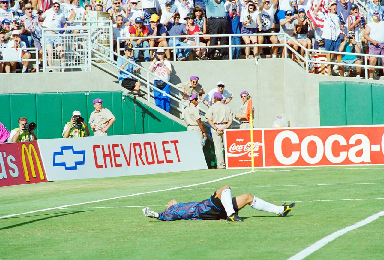 La frustración del gol en contra fue un duro golpe, un impacto que se sintió por parte de los colombianos en la cancha.
