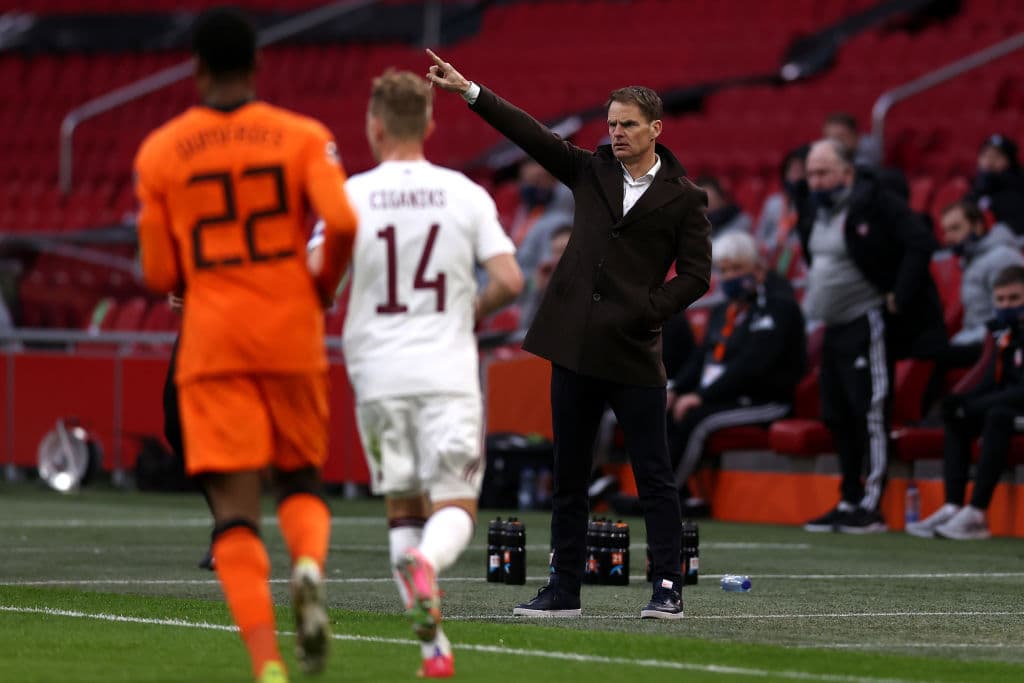 Steven Berghuis marcó a los 32’ el primer tanto del partido y Luuk de Jong (69’) sentenció el resultado. En la siguiente jornada, los neerlandeses visitarán Gibraltar; Letonia, quien aún no suma en la competición, hará lo propio con Turquía.