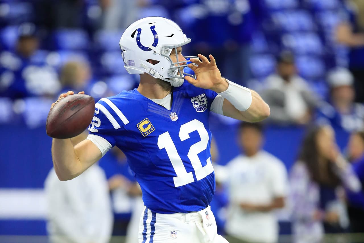 INDIANAPOLIS, IN - SEPTEMBER 09: Andrew Luck #12 of the Indianapolis Colts warms up before the game against the Cincinnati Bengals at Lucas Oil Stadium on September 9, 2018 in Indianapolis, Indiana. (Photo by Andy Lyons/Getty Images)