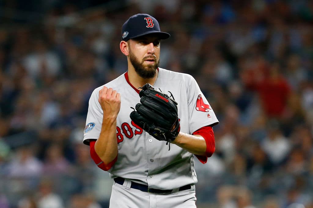 Para el sexto capítulo entró a relevar Matt Barnes. Retiró en orden su tanda con dos rodados y un elevado al cuadro. Seguía la miseria de los Yankees en casa.