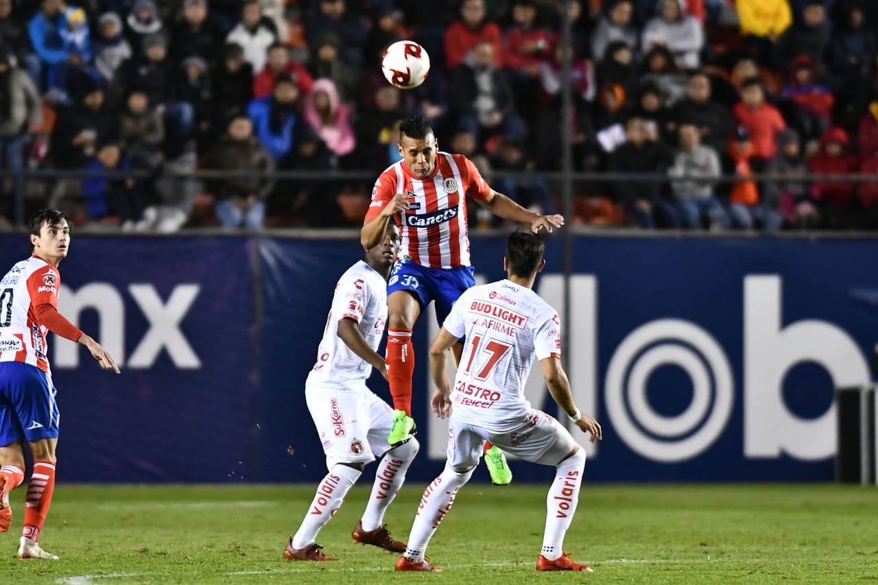 Para clasificar: el Atlético San Luis tendrá que derrotar al Tijuana, en su casa, con una diferencia de dos goles. De ganar por un gol, habrá penales. Tijuana avanza con el empate o triunfo.