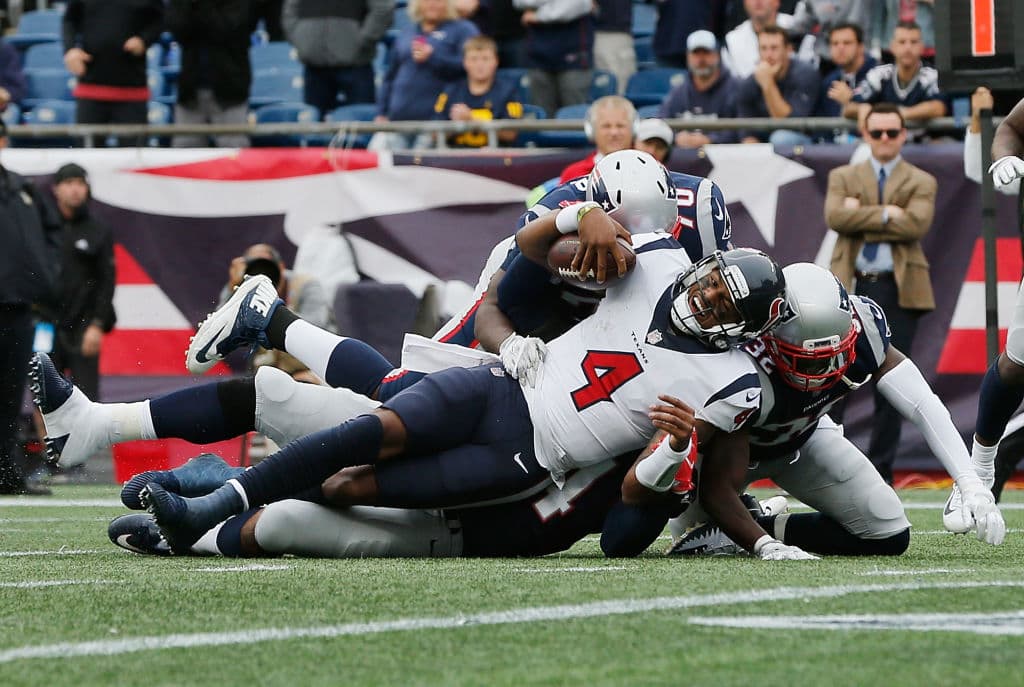 El equipo de Nueva Inglaterra derrumbó las posibilidades de mantenerse cerca para los Houston Texas, que no encontraron cómo cerrar el marcador.
