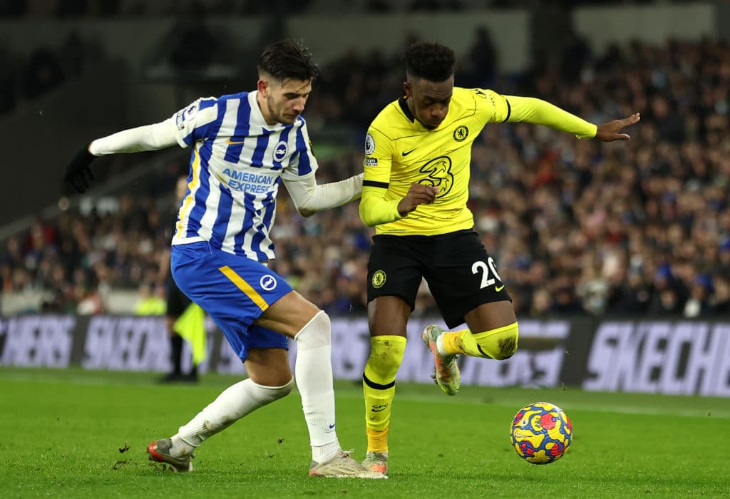 Brighton lucha y consigue empatar ante el Chelsea 1-1 durante la Jornada 24 en la Premier League. Hakim Ziyech abrió el marcador a favor de los visitantes, pero Adam Webster igualó el partido durante la segunda parte del encuentro. Los 'Blues' siguen terceros en la tabla.