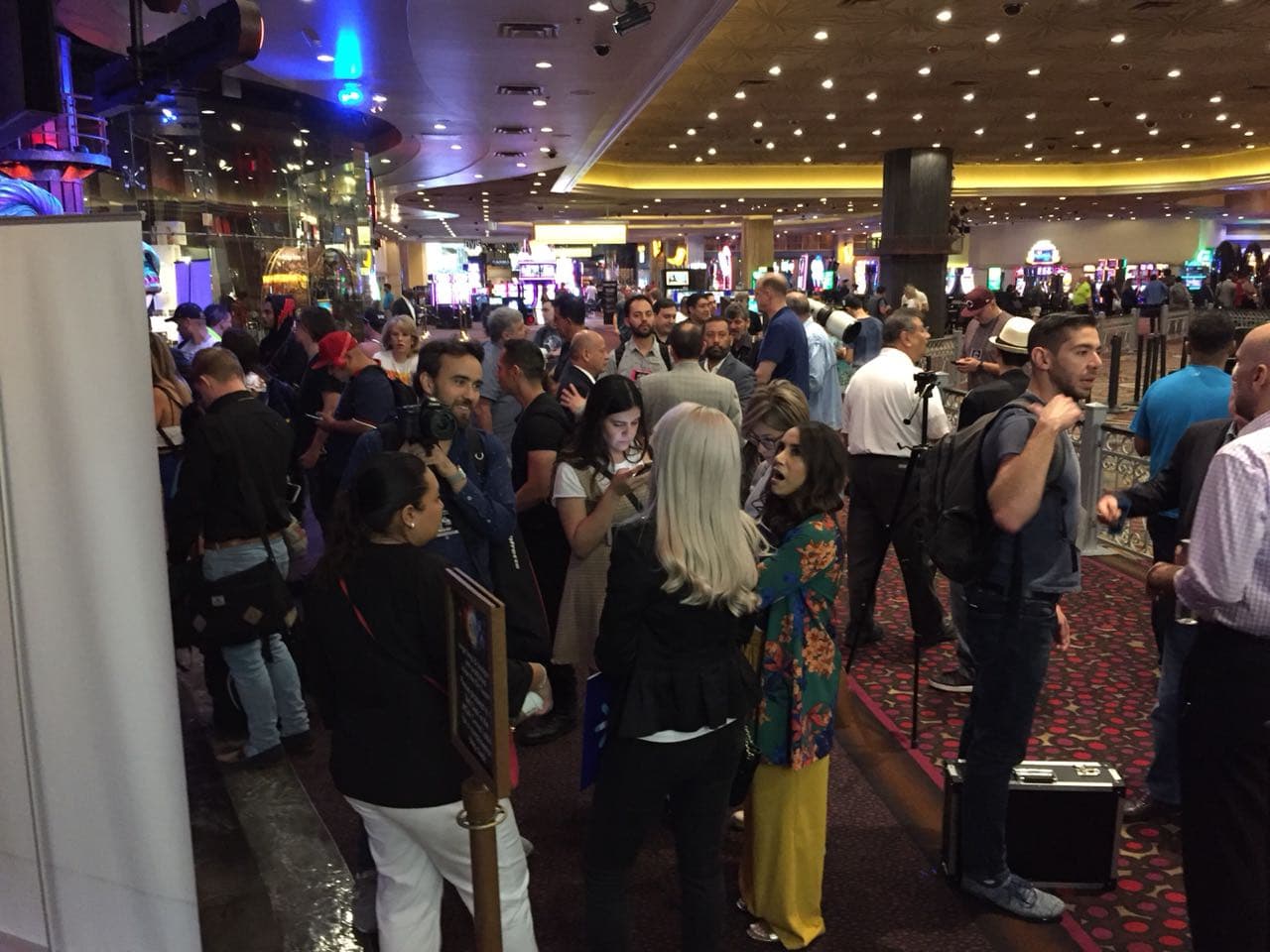 Medios de todo el mundo han llegado para el seguimiento de un combate que para muchos tiene tintes históricos.