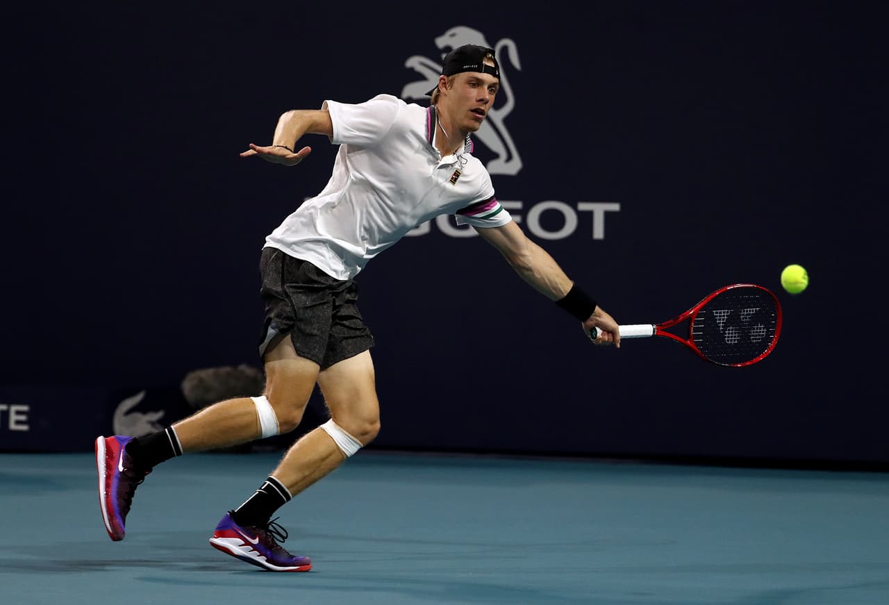 Shapovalov nunca bajó los brazos y por momentos dio muestra de un gran nivel, pero simplemente se encontró con un gran Federer.