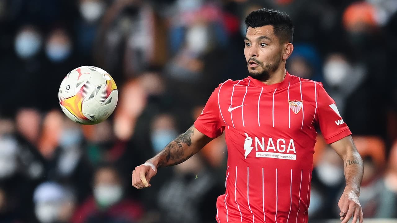 Tecatito es una pieza de mercado “muy cotizada” para Monchi