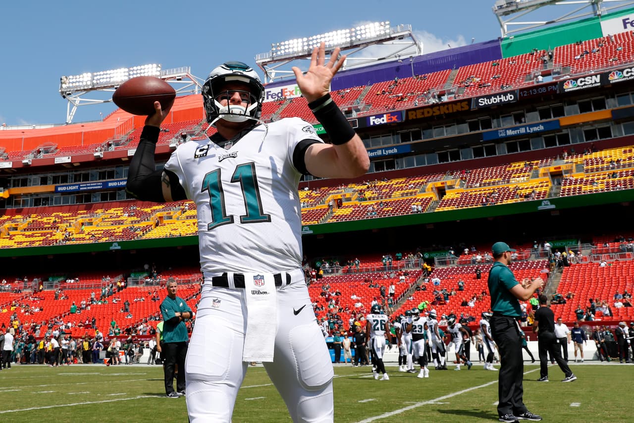 Eagles se impuso a Washington con buen partido de Carson Wentz
