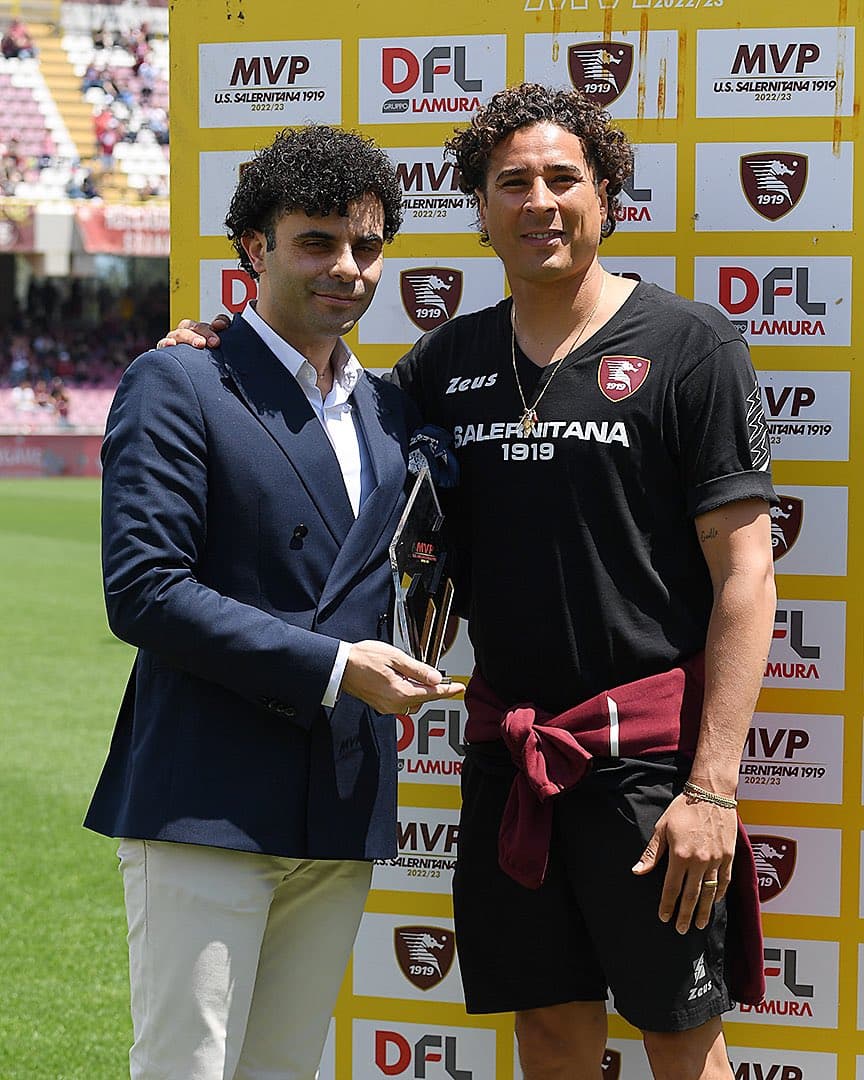 ¡De ensueño! Ochoa es elegido MVP de la temporada con el Salernitana
