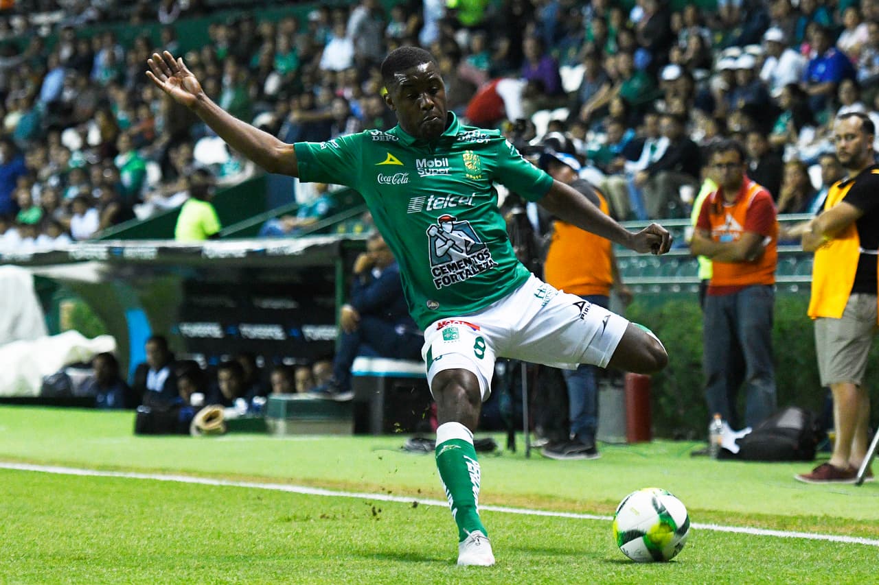 El costarricense Joel Campbell tuvo sus buenos destellos en la segunda mitad, particularmente a la hora de utilizar las bandas para generar ocasiones de gol.