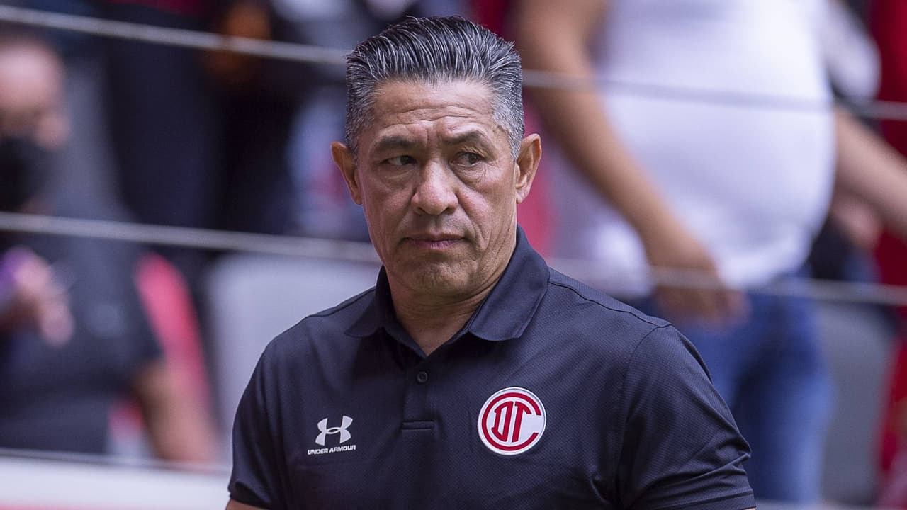 Ambriz dice al Tri: “Sientan respeto y pasión por el futbol”