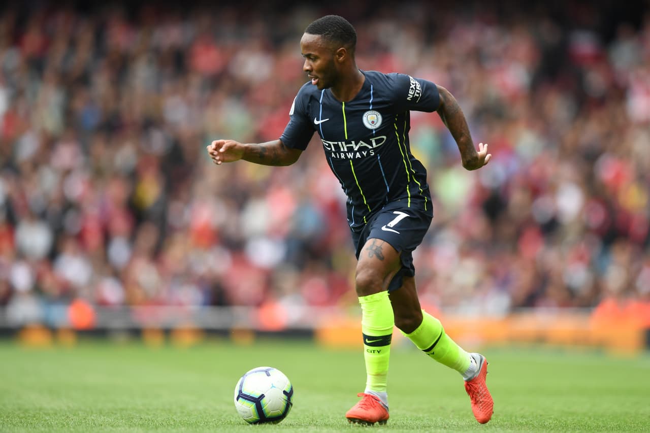 Aunque parece un tema crudo, en España indican que el Real Madrid no le quita la mirada a Raheem Sterling.