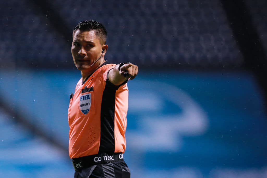 Árbitros asintómaticos se quedan sin Semifinales en Liguilla