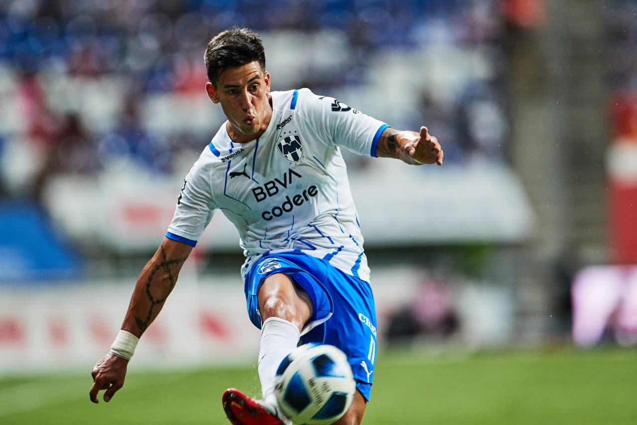 Al 73', Maxi Meza convertía el 2-1 de Rayados, tras techar a Ustari, quien salió de su área de forma inexplicable.