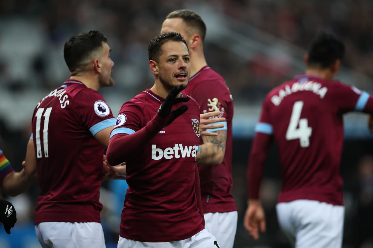 Javier Hernández: mientras se resulve su situación, el Chicharito está convocado para el duelo de la F.A. Cup en el que el West Ham United enfrenatrá como visitante al Wimbledon.
