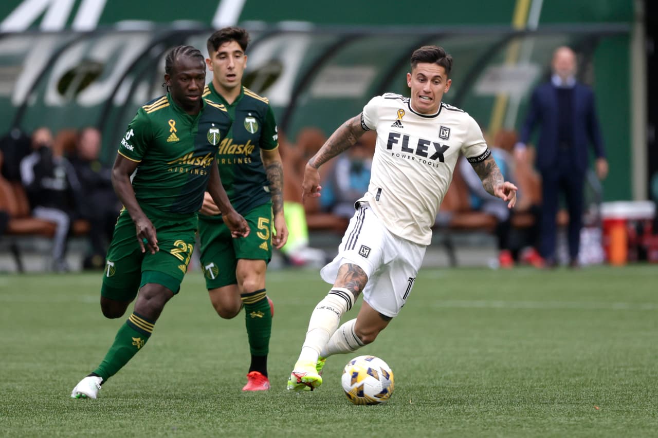 LAFC sigue sin poder instalarse en posiciones de clasificación a la postemporada.
<br>