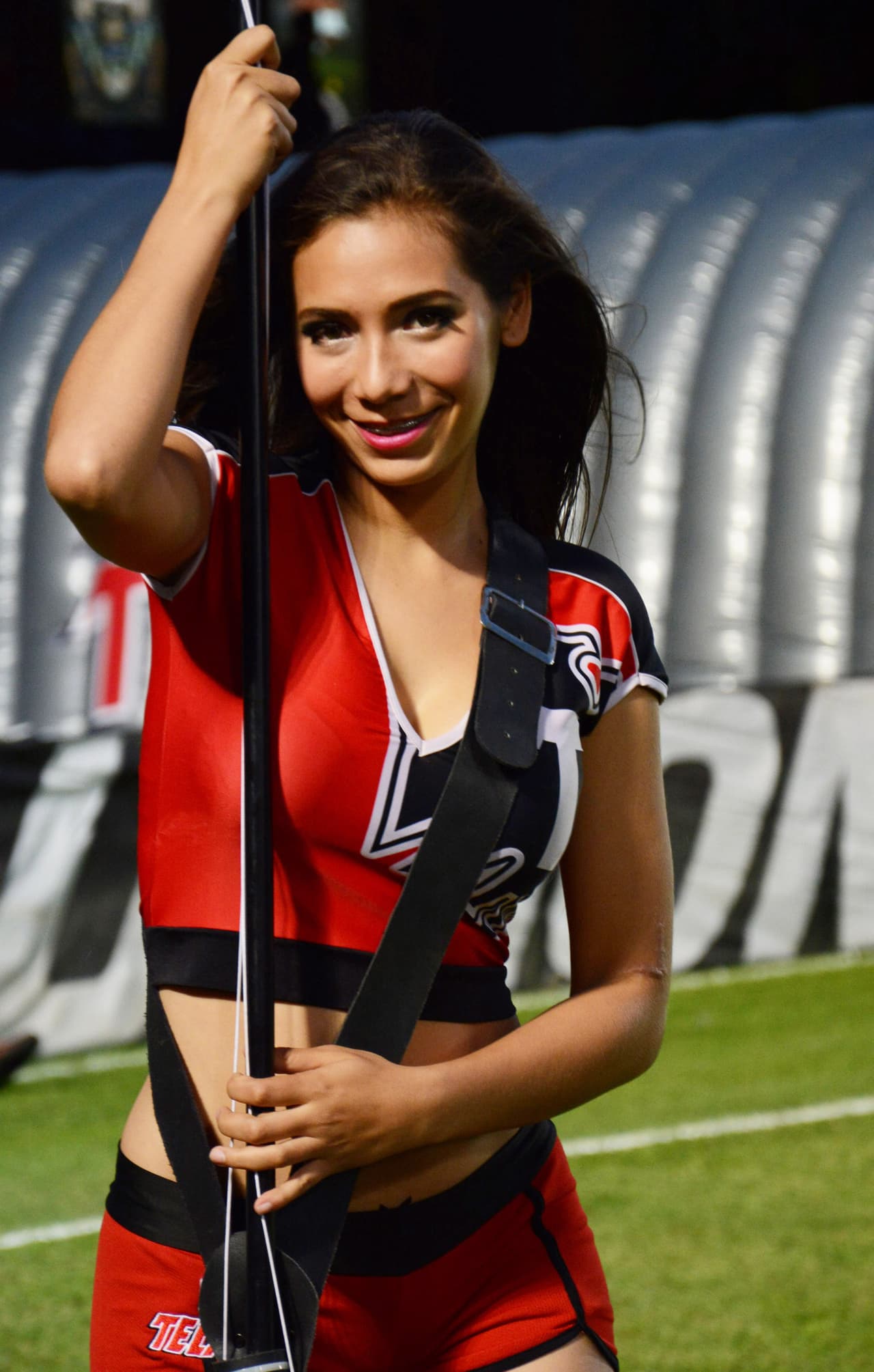 La belleza de las porristas en la fecha 13