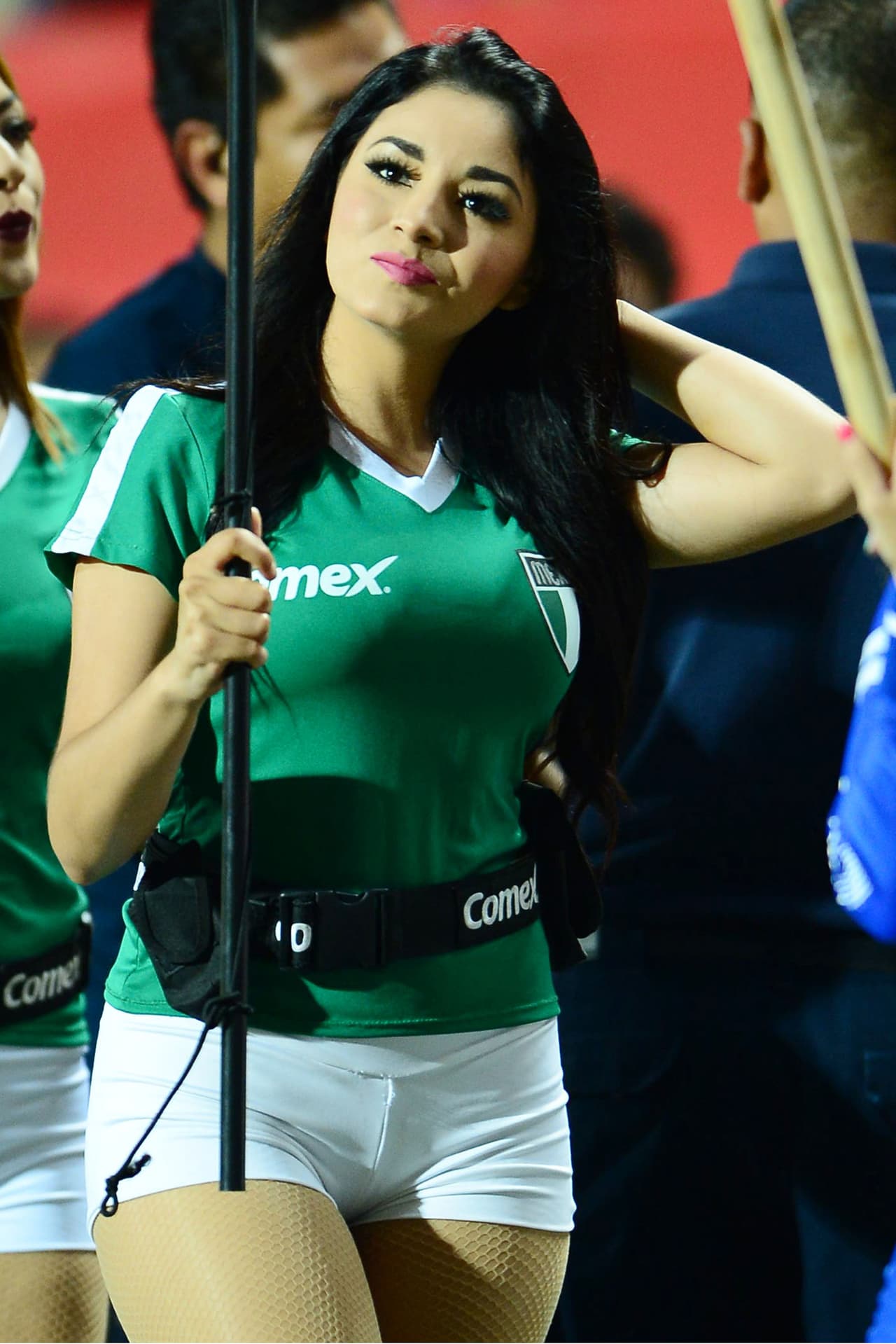 La belleza de las porristas en la fecha 13