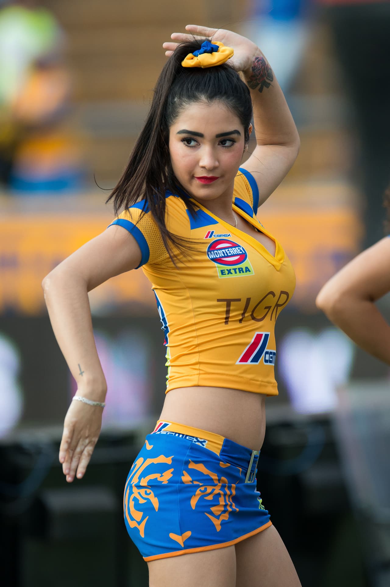 La belleza de las porristas en la fecha 13