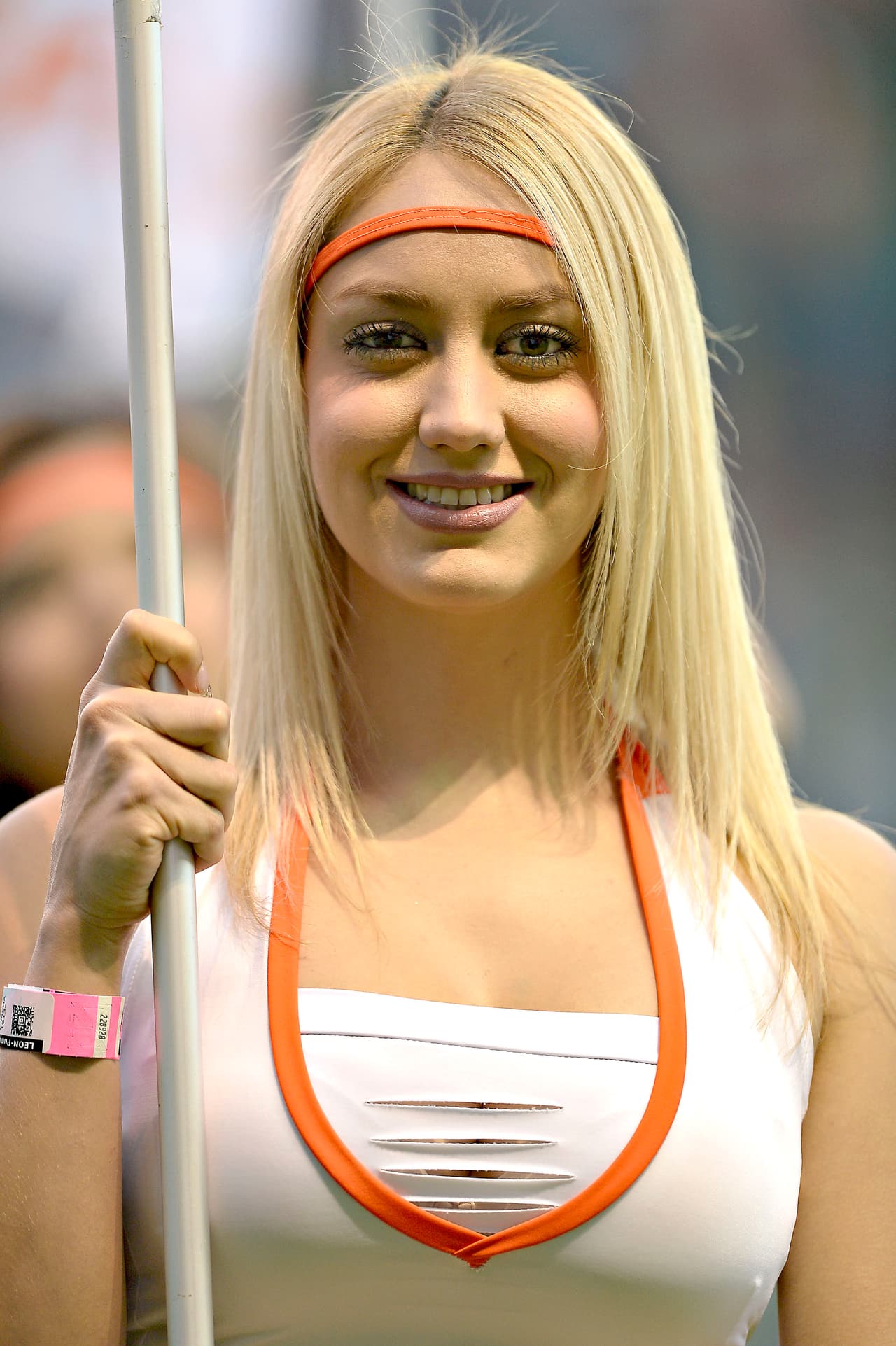 La belleza de las porristas en la fecha 13