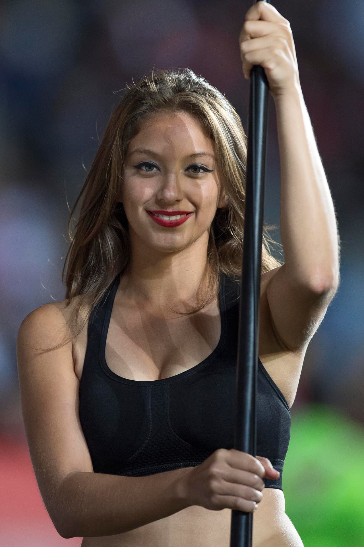 La belleza de las porristas en la fecha 13