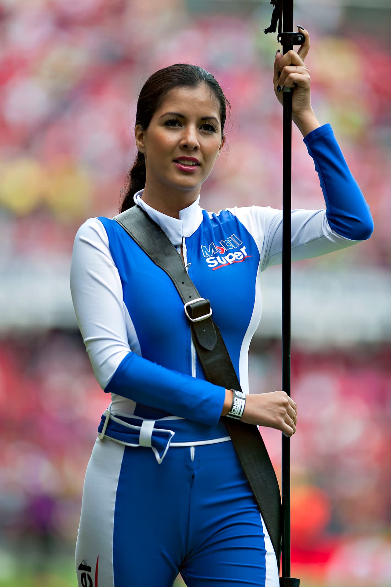 La belleza de las porristas en la fecha 13