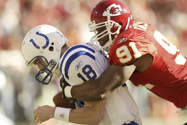 El segundo enfrentamiento en Postemporada entre ambos se dio en el Playoff Divisional de 2003, donde los Colts vencieron 38-31. Ese día Peyton Manning lanzó tres pases de TD y 304 yardas.