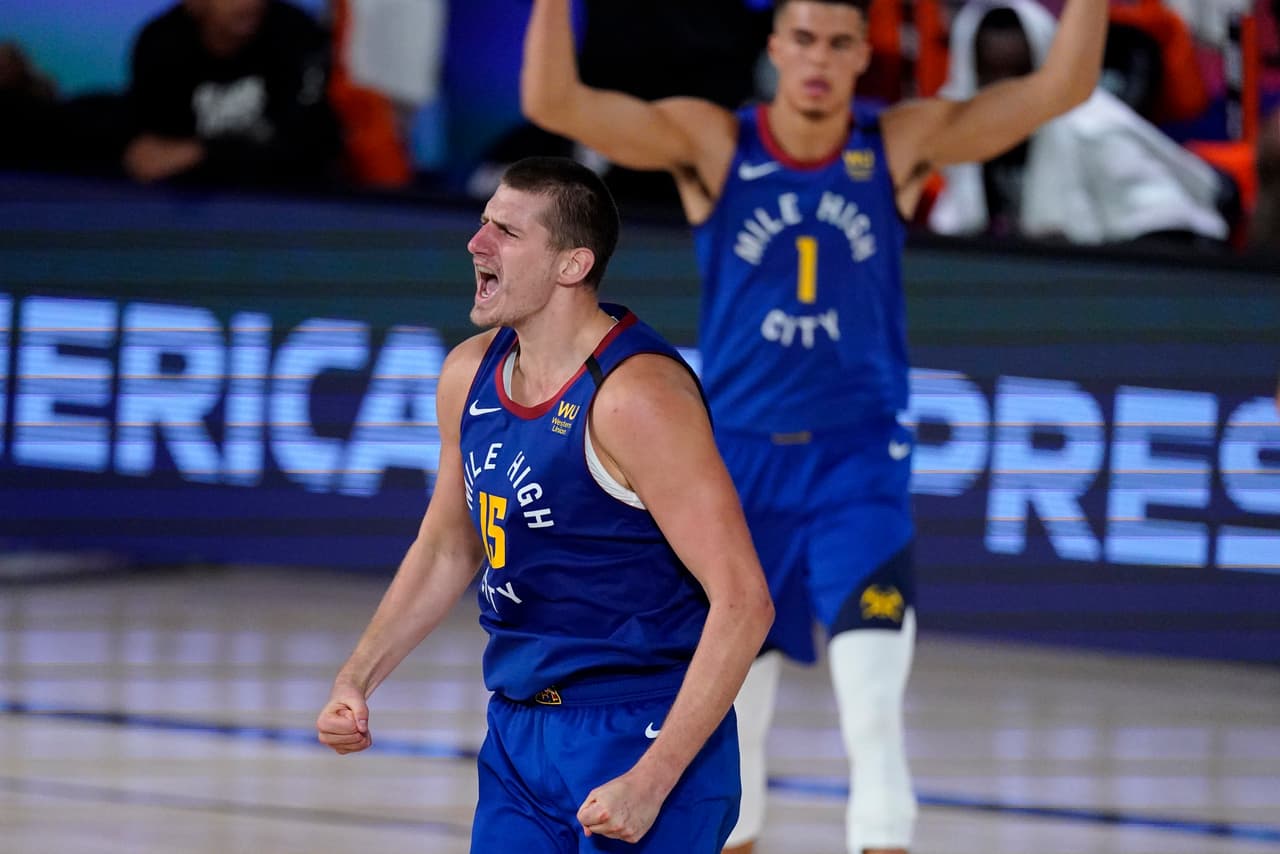 Los Clippers caen ante los Nuggets y no pueden liquidar la serie | En el quinto partido, los Denver Nuggets se impusieron 111-105 y están a un juego de empatar la serie. Los 36 puntos de Kawhi Leonard no bastaron para llevar a los LA Clippers a la Final de Conferencia.