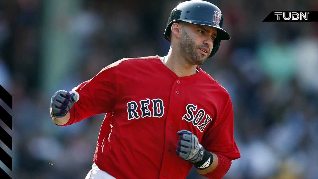 JD Martínez se queda con los Red Sox para la temporada de 2020