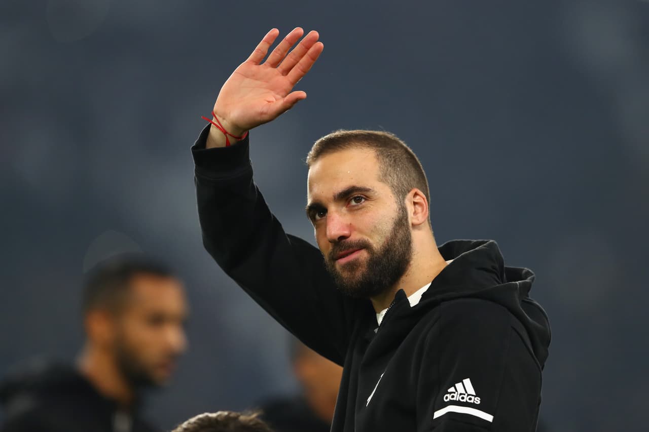 Gonzalo Higuaín es operado con éxito de la mano