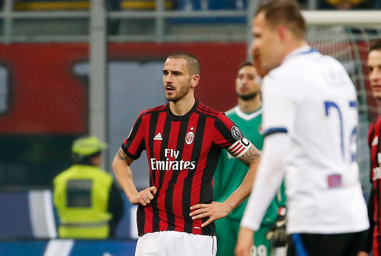 9. Leonardo Bonucci - un de las más recientes es la transferencia del italiano de la Juventus al Milan (2017/2018) por una cifra de 42 millones de euros.