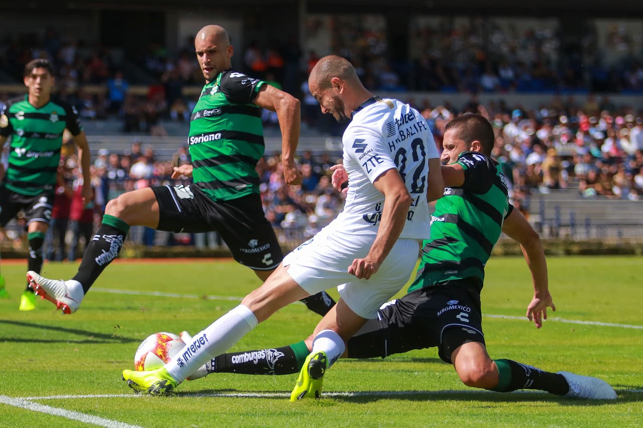 Pumas llegó al segundo tiempo con la intención de sacar las garras que lo tienen entre los mejores del Apertura 2018.