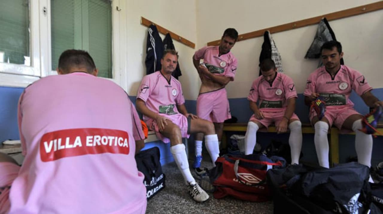 Voukefalas (Grecia) - Villa Erótica y Soula Alevridou - Dos burdeles griegos llegaron a darle una mano al equipo en época de crisis.