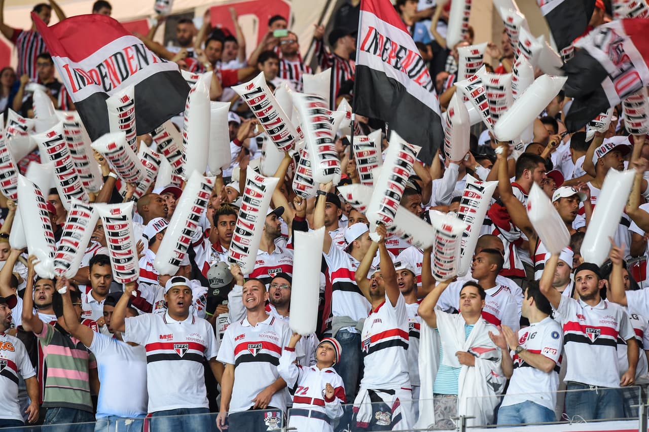 Sao Paulo cumplirá sueños de aficionados para salir de la crisis