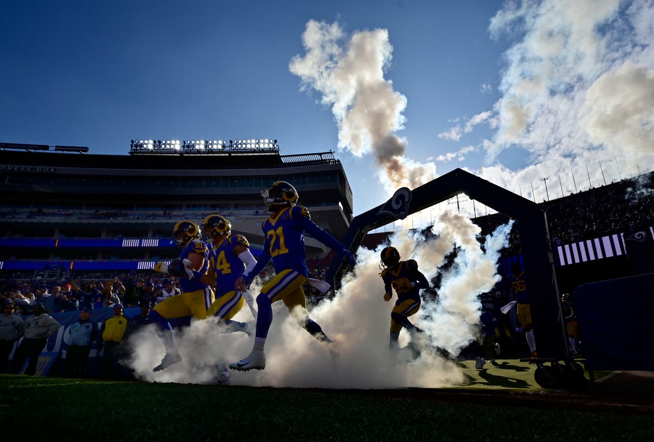 Los Angeles Rams
<b>31-24</b> Arizona Cardinals