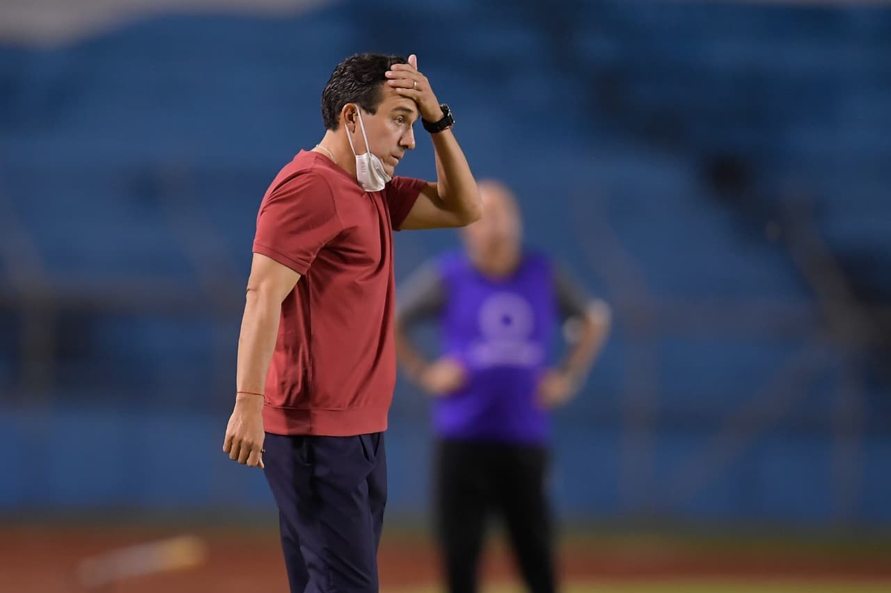 Luis Pérez se despide de la FMF; acepta fracaso en el Tri