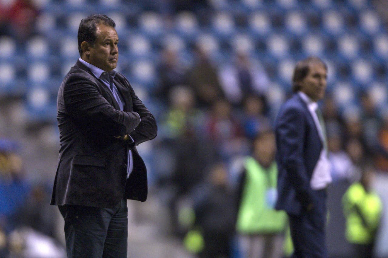 Juan Reynoso no continuará como entrenador del Puebla
