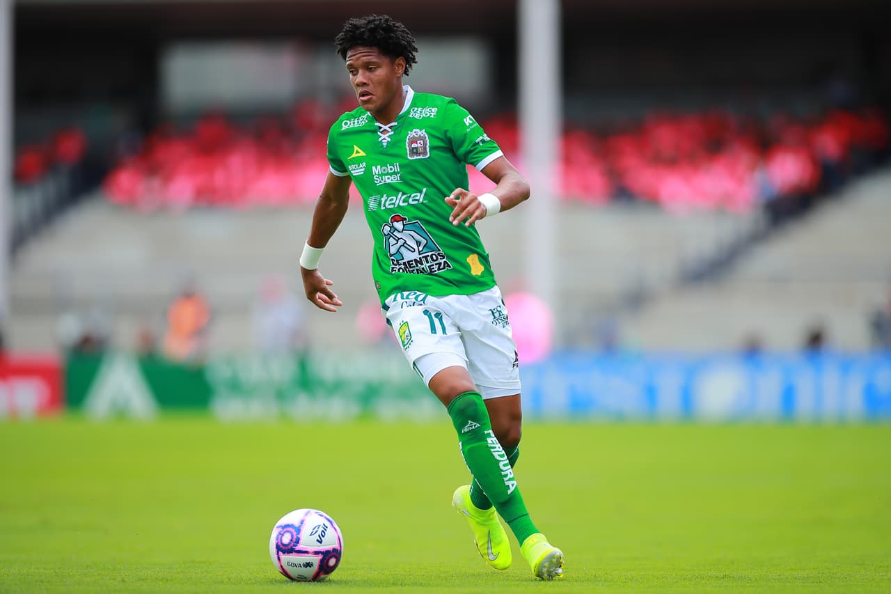 León viaja a Guadalajara con las bajas de Moreno y Rodríguez