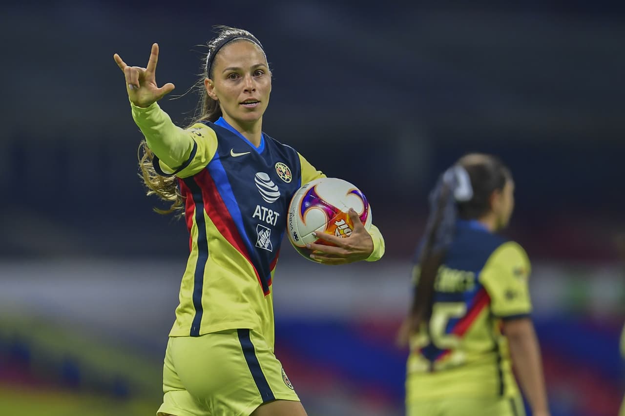 Janelly Farías acusa machismo de Carlos Salcedo en Twitter