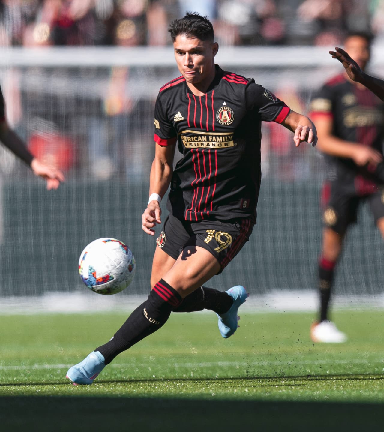 El brasileño Luiz Araújo también está preparado para comenzar la temporada con 'las Cinco Bandas'.