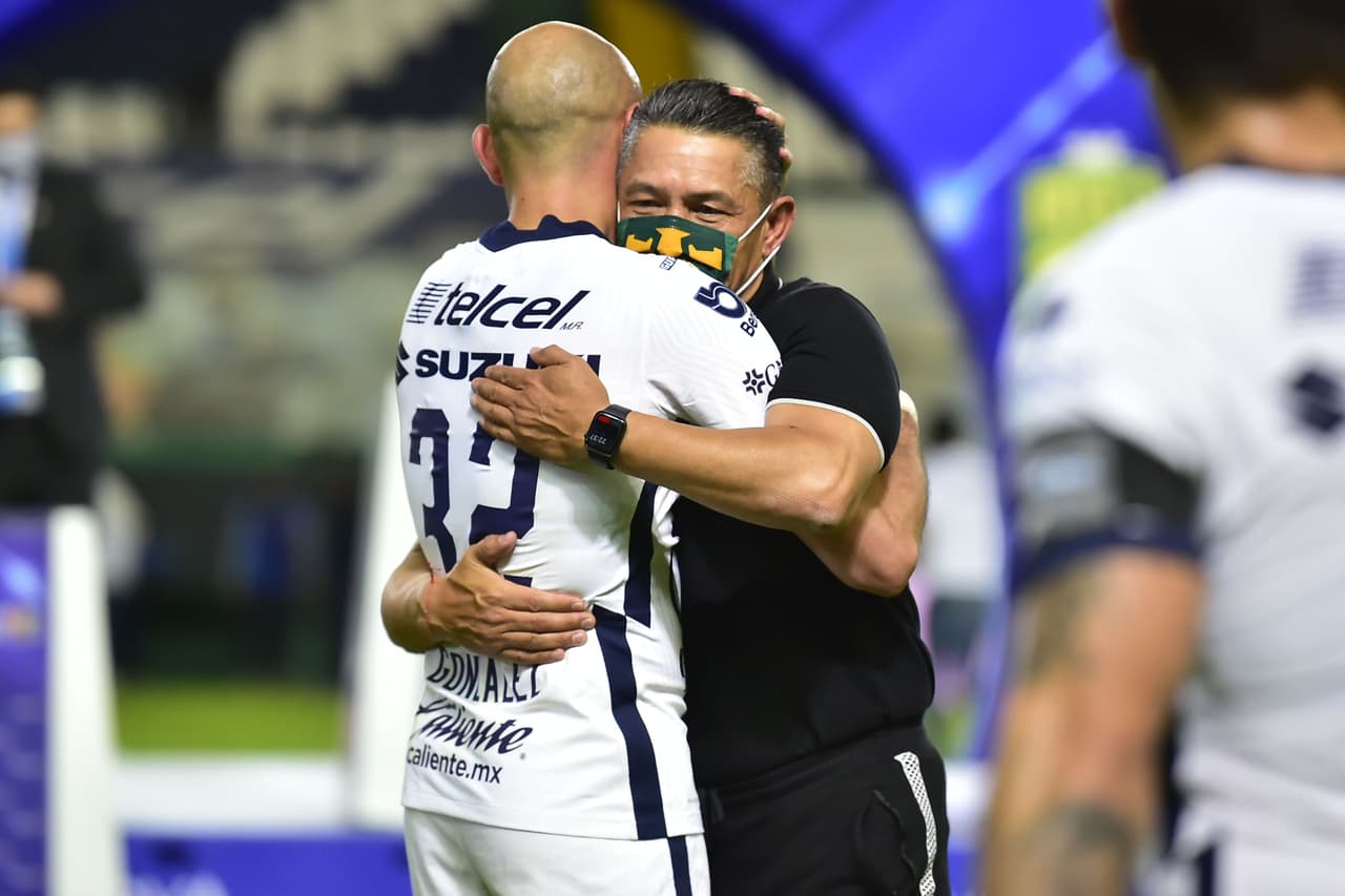 Ambriz: “Las cuentas están saldadas; no hemos hablado de renovar”