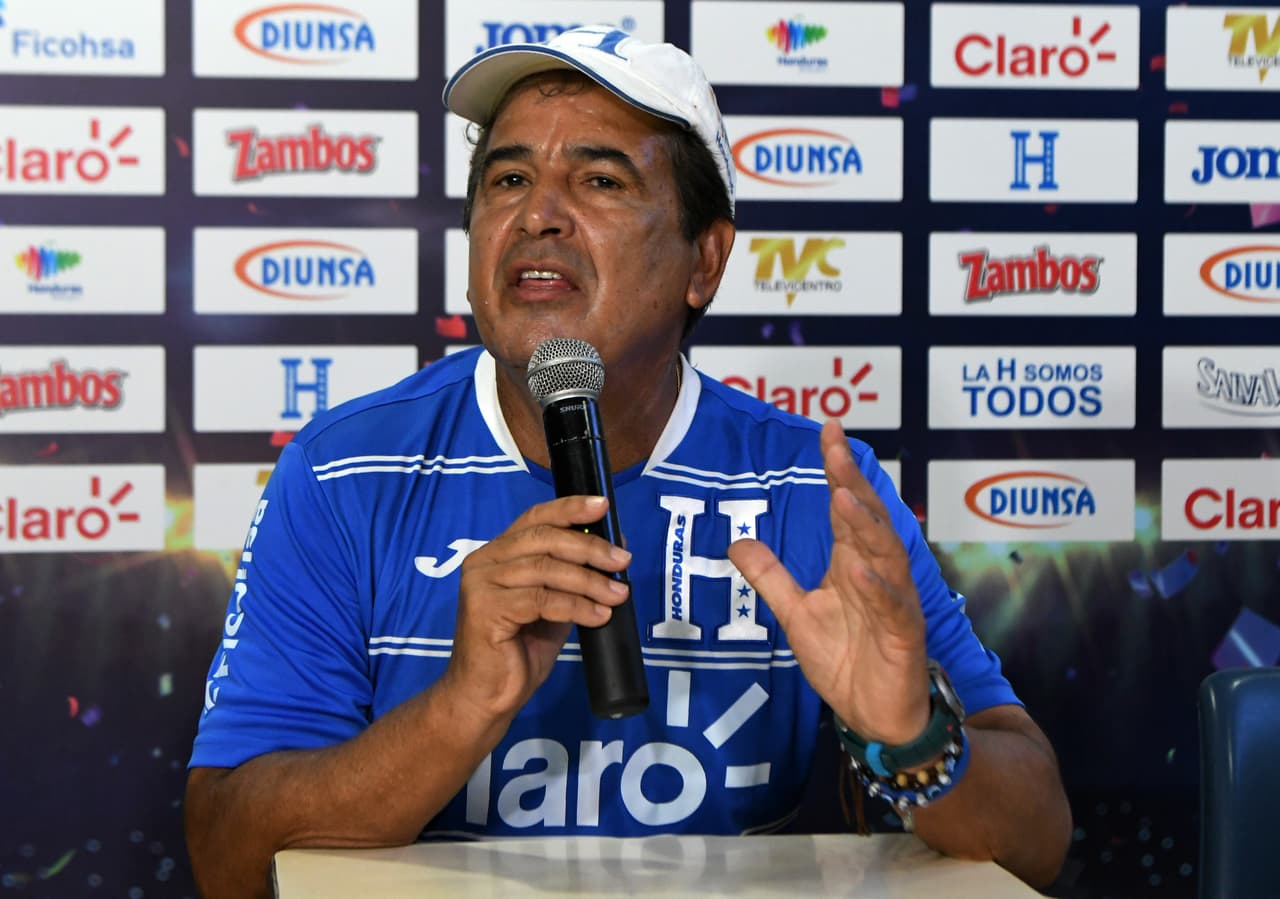 El técnico ya ha estado lanzando dardos a Concacaf por las designaciones arbitrales en medio de todo el previo de Panamá-Costa Rica y de Honduras-México.