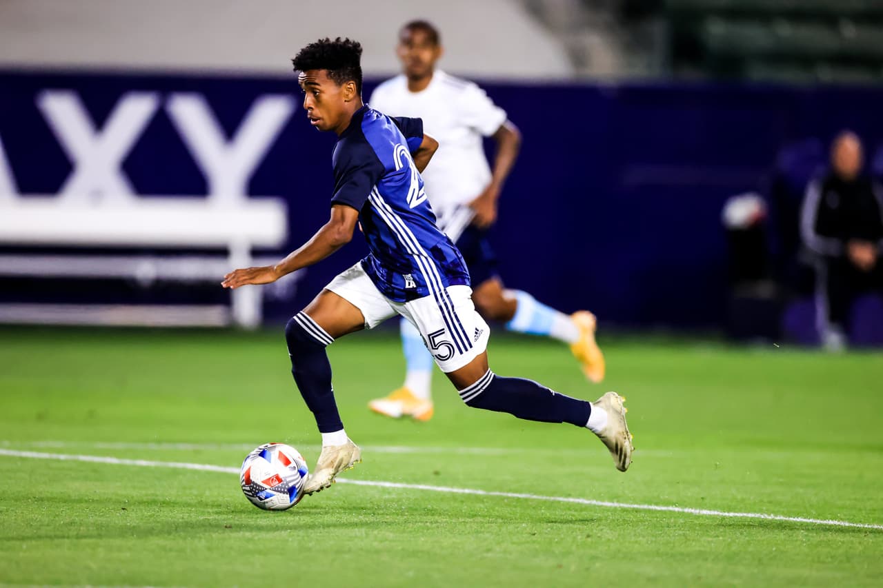Antes de partir a Tucson, Arizona, donde realizará la última parte de su pretemporada, LA Galaxy cayó en un amistoso del miércoles por 4-1 ante New England Revolution.