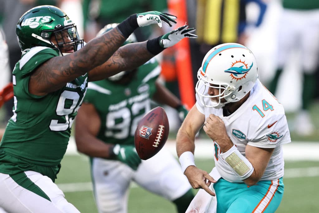 Miami Dolphins aplasta a los New York Jets 20-3 durante la jornada dominical de la NFL.