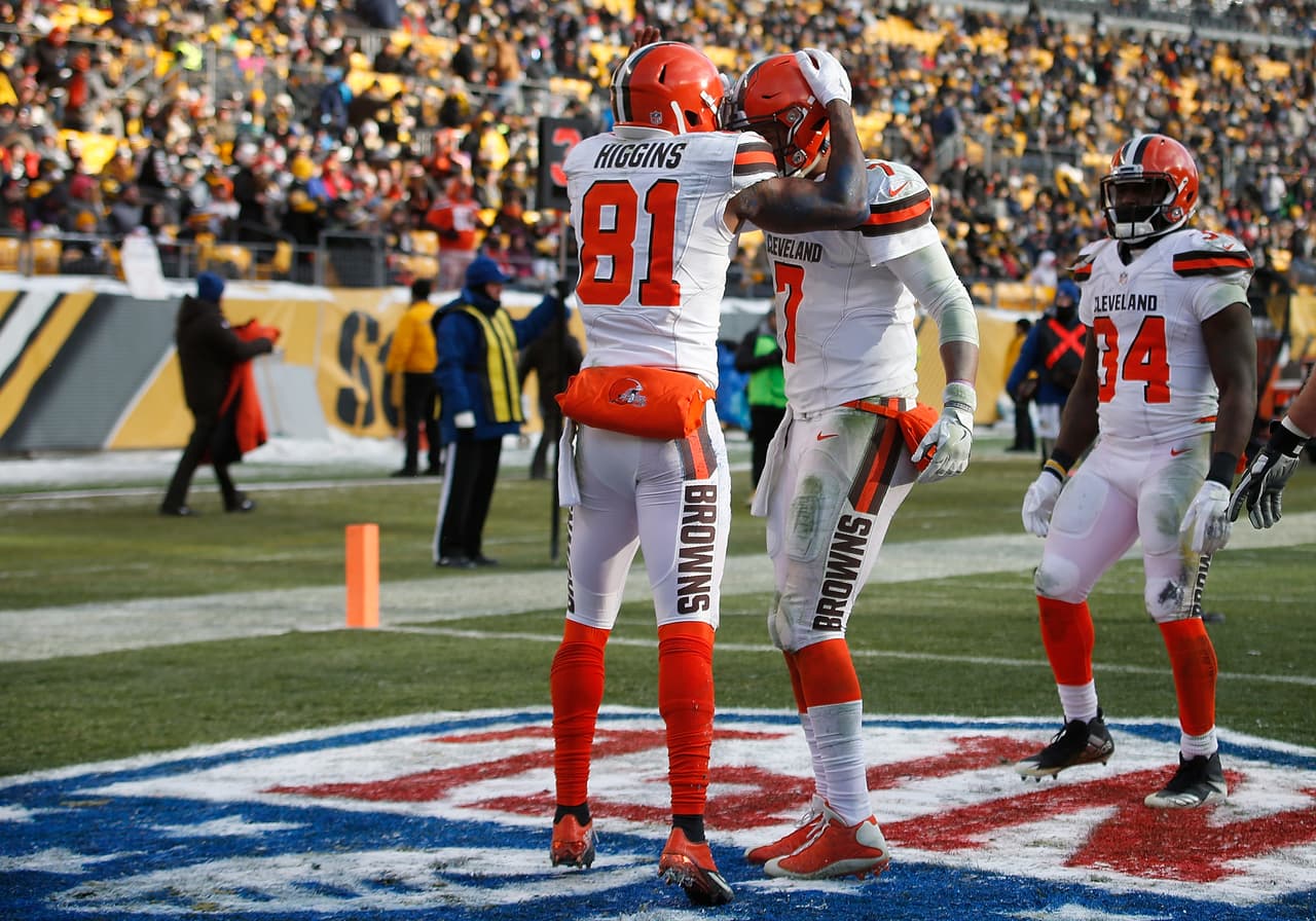 Rashard Higgins tuvo 3 recepciones para 68 yardas con 2 anotaciones para los Browns.