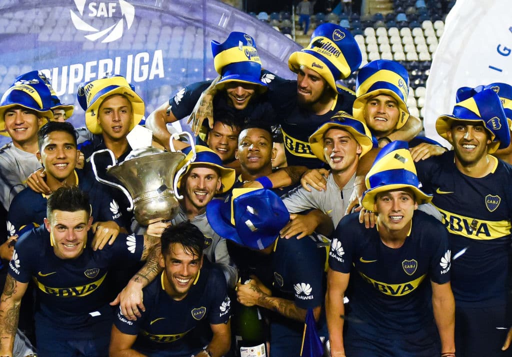 Desde Maradona, hasta el último título con Tévez. Los Xeneizes cumplieron el pasado 3 de abril 115 años y estas fotos son memorables.