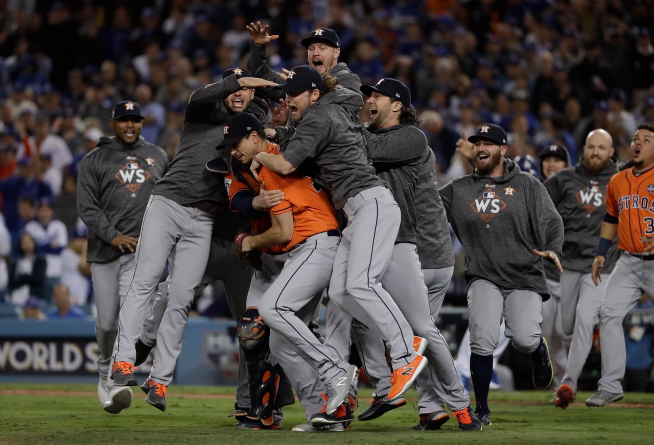 Los Astros de Houston se coronan como campeones de la Serie Mundial 2017.